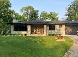 4249 Glidden Dr, Sturgeon Bay, WI 54235