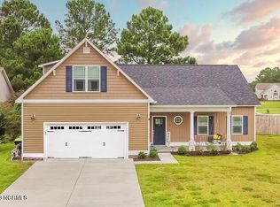 101 Salvo Dr, New Bern, NC 28562