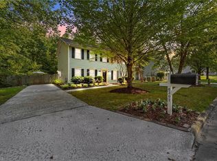 6307 Ridge Haven Rd, Greensboro, NC 27410