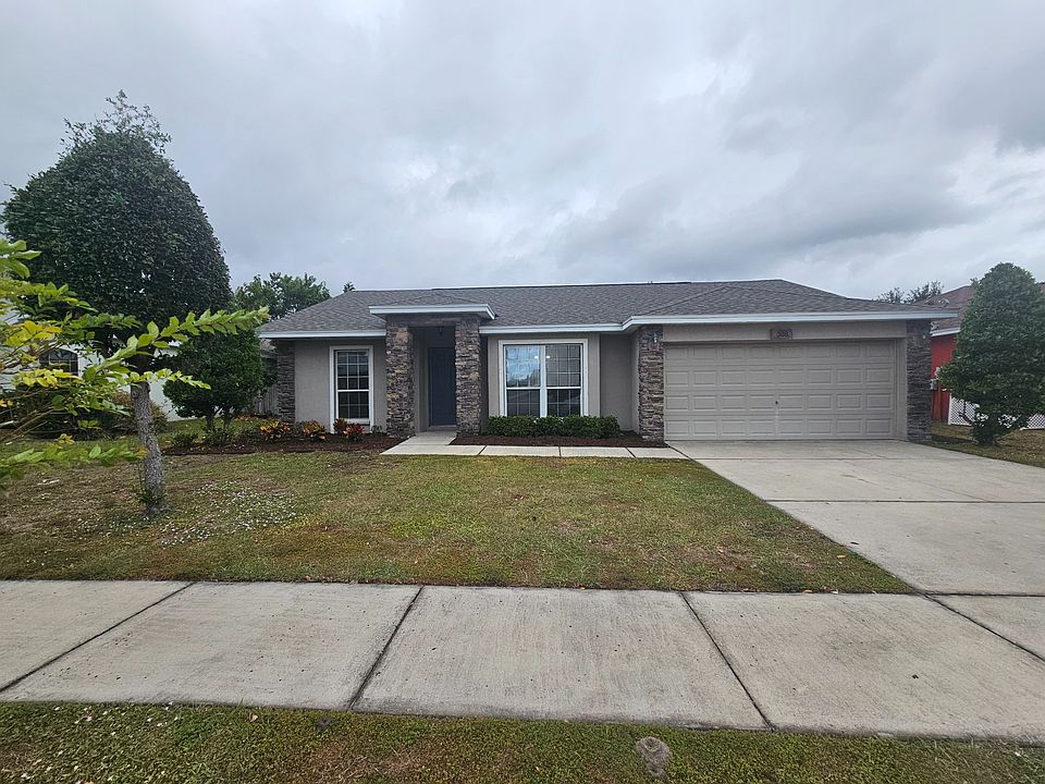 1st image of 308 Highland Meadows Dr