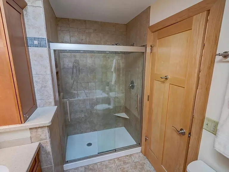 1513 Deerwood Dr — Photo 11