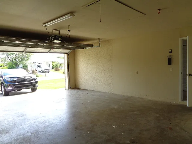 4412 SW 1st Pl — Photo 24