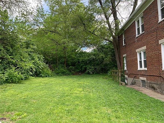 4th image of 1365 Florence St
