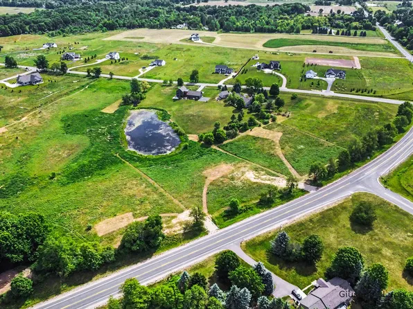 8707 Cannonsburg Rd NE, Ada, MI 49301