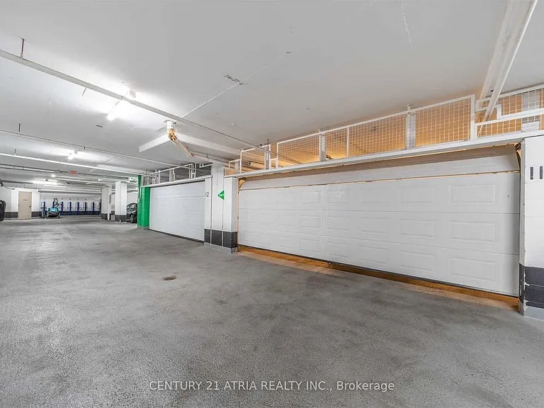 763 Bay St #PH-01 — Photo 12