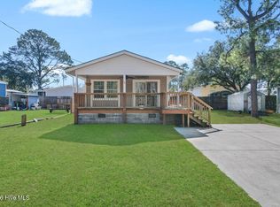 6921 Pearl St SW, Ocean Isle Beach, NC 28469