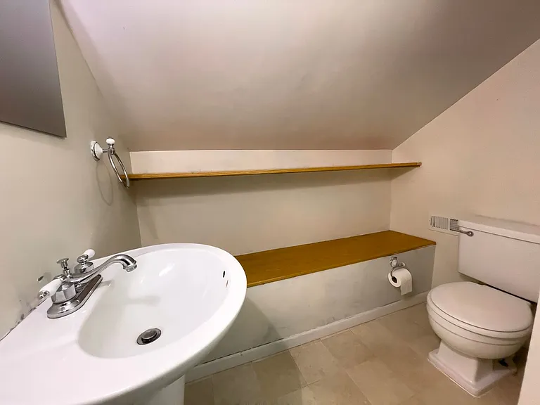 215 S Talley Ave — Photo 22
