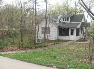 1407 E 3rd St, Sterling, IL 61081