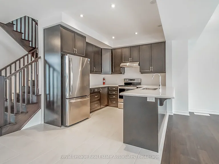 3981 Crown St — Photo 6