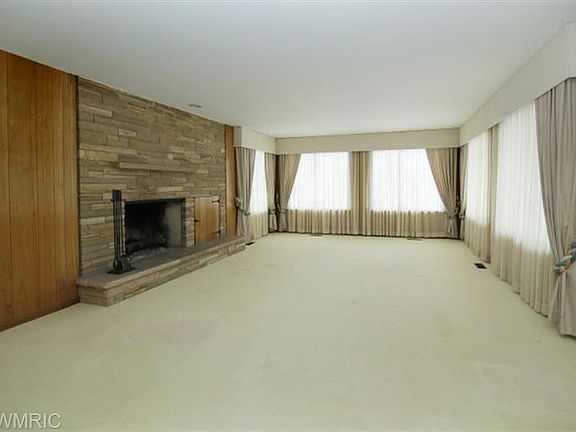 3rd image of 3382 S 36th St