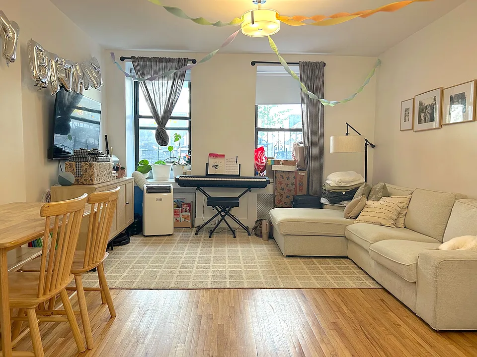 26 W 96th St #1X