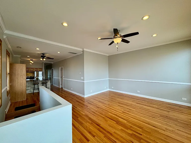 1537 N Fairfield Ave #3 — Photo 6