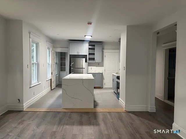 1483 W Broad St — Photo 7