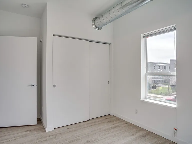 3333 Nicollet Ave S — Photo 8