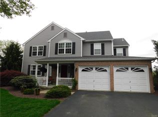 3230 Flatrock Dr, Whitehall, PA