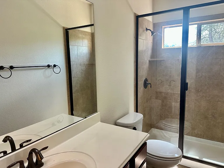 7233 Menchaca Rd #17 — Photo 27