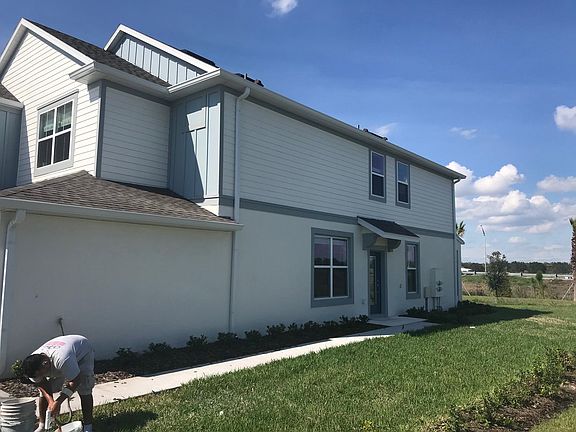 2nd image of 3875 Plainview Dr