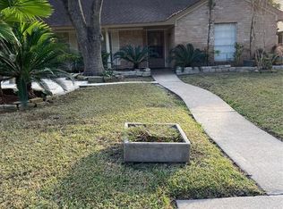 9706 Rocktree Dr, Houston, TX 77040