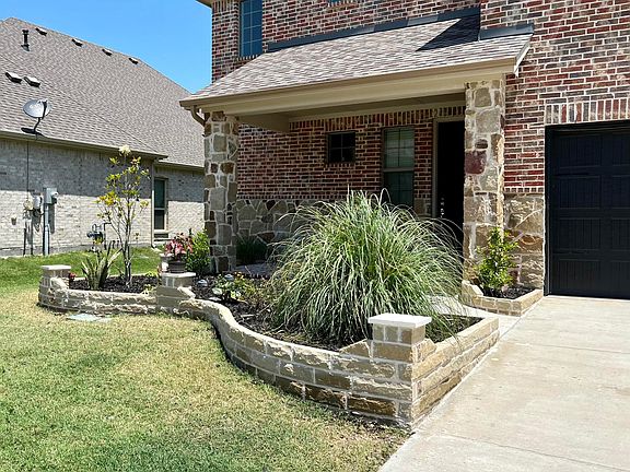 3rd image of 307 Cornerstone Dr