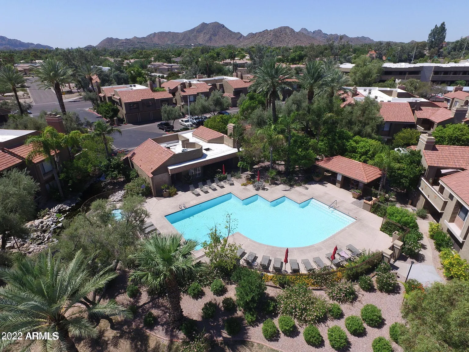 1 bed, 1.0 bath, 739 sqft, $1,875 — Photo 1