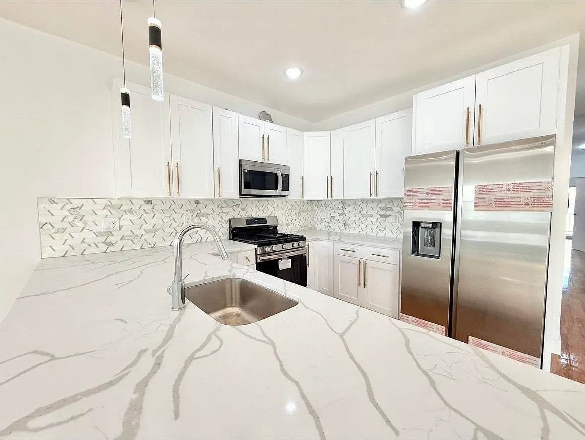 3 bed, 2.0 bath, $3,100 — Photo 3