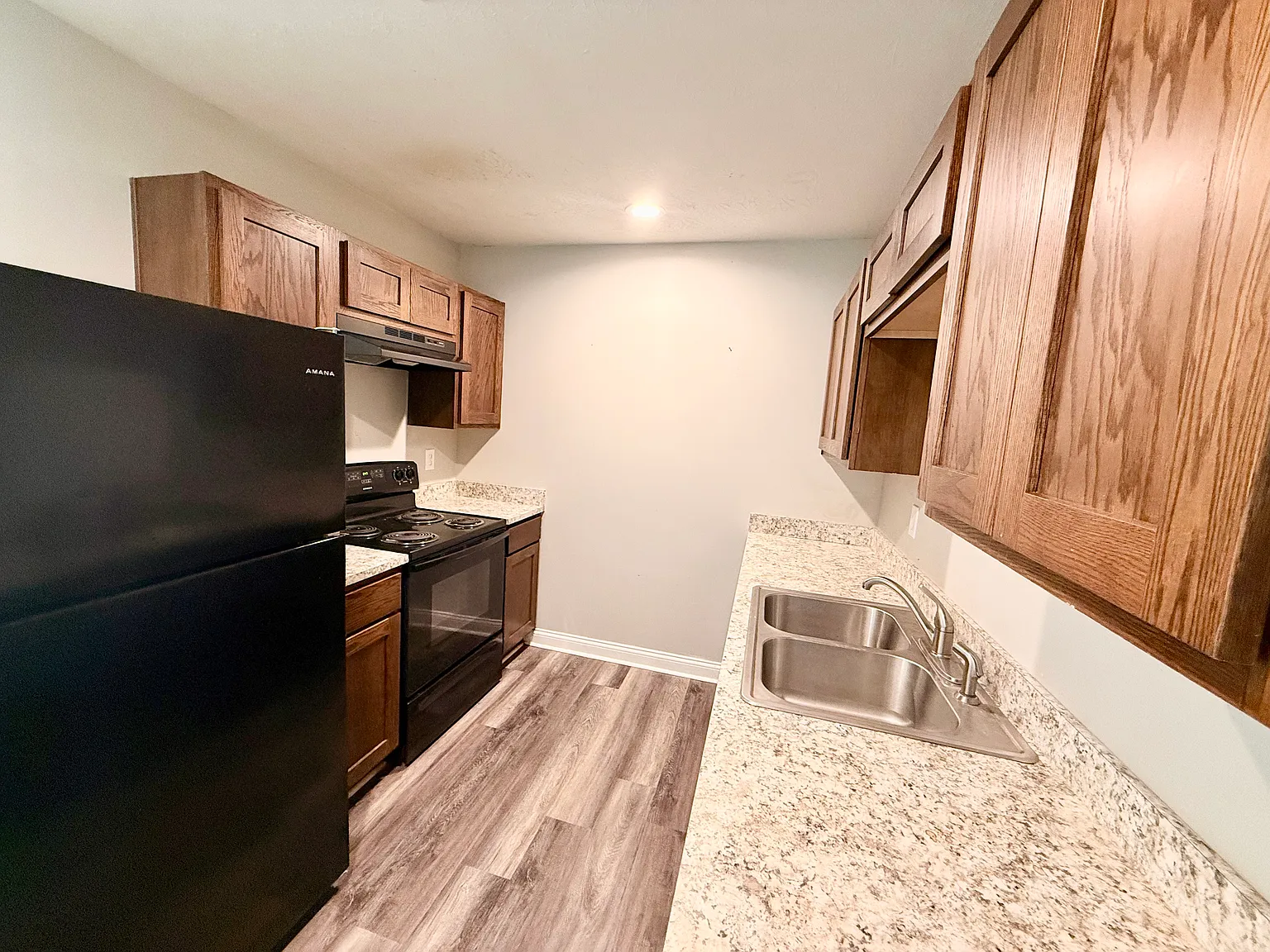 2 bed, 1200 sqft, $1,200 — Photo 4