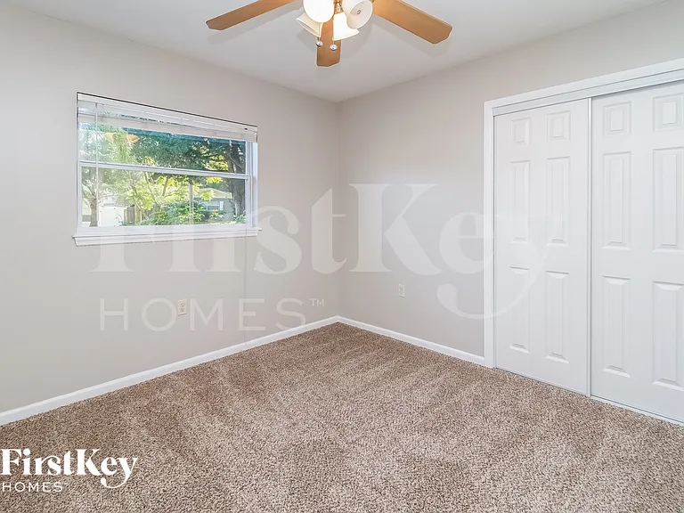 802 Morocco Ave — Photo 15