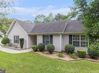 49 Virginia Heights Dr, Newnan, GA 30263