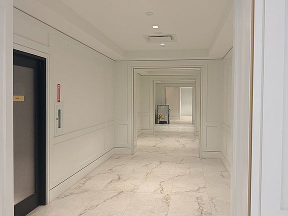 4th image of 4010 Eglinton Ave W #1512
