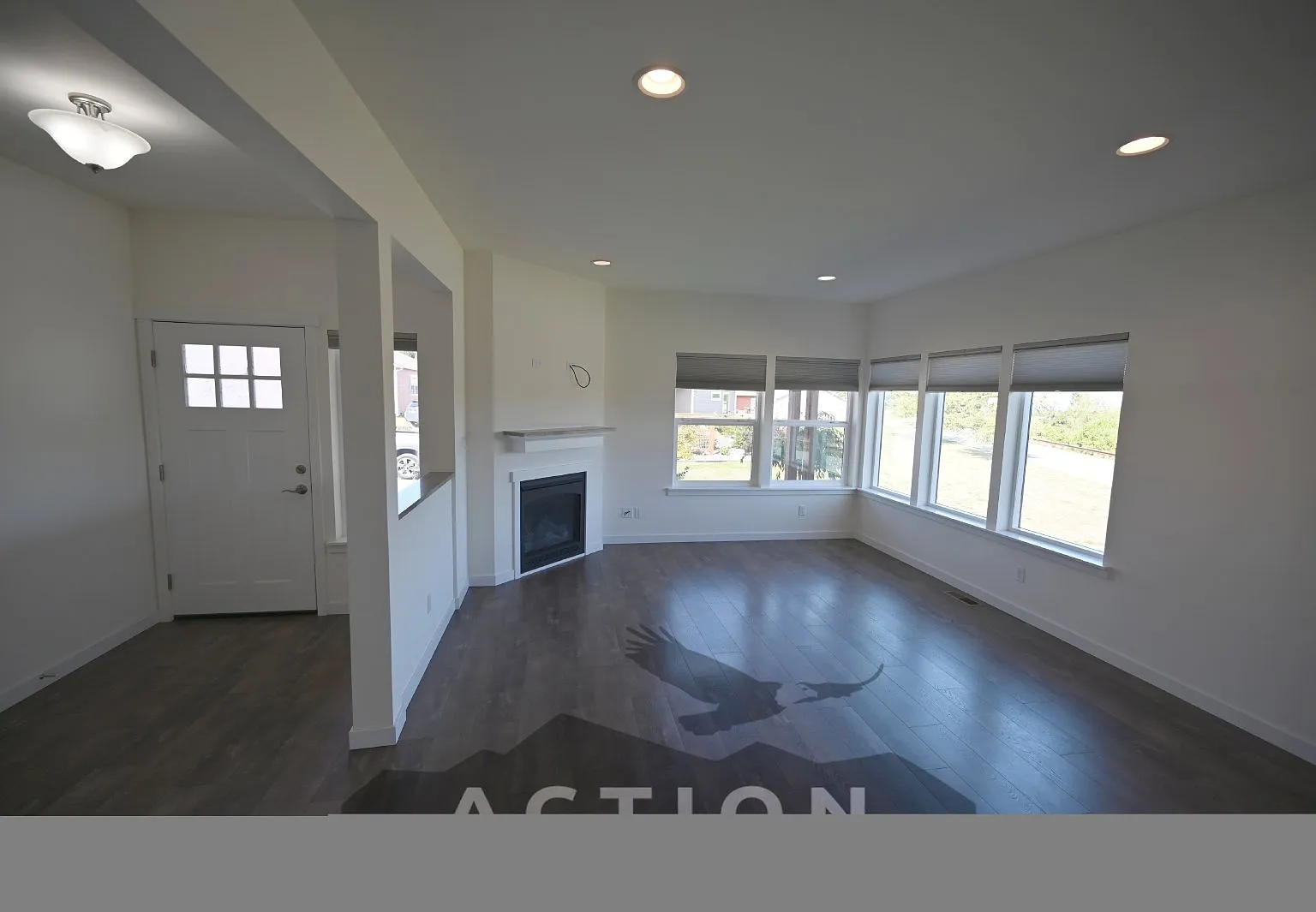 3 bed, 2.0 bath, 1725 sqft, $2,650 — Photo 3