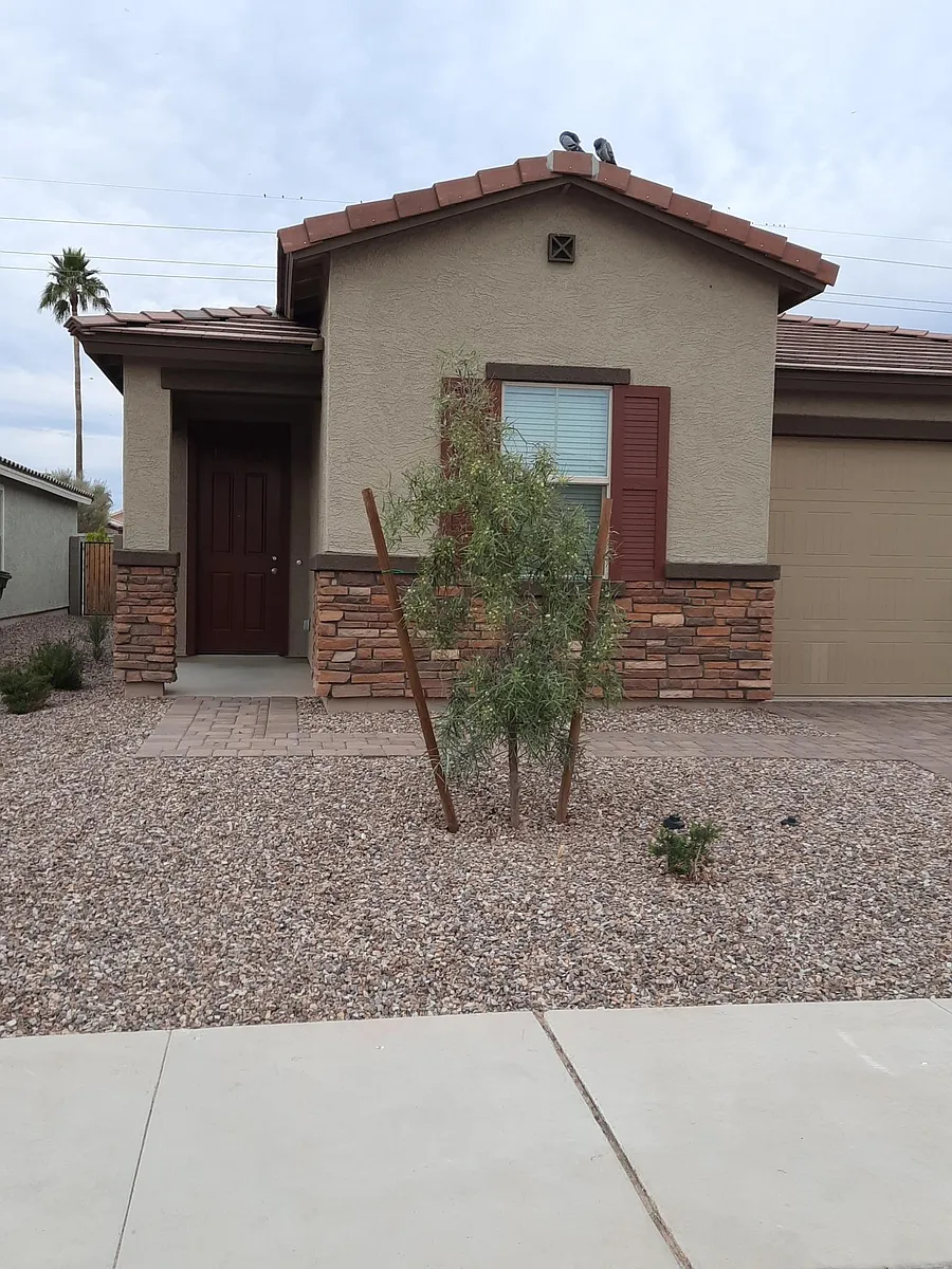 Building Photo - 15422 W Windward Ave