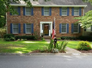 4948 Old Ivy Rd, Duluth, GA 30096