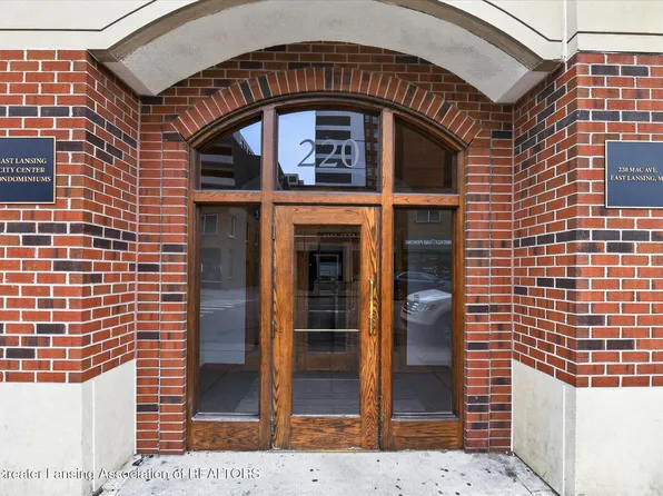 220 Mac Ave APT 206, East Lansing, MI 48823