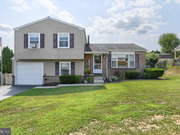 384 Hivner Rd, Harrisburg, PA 17111