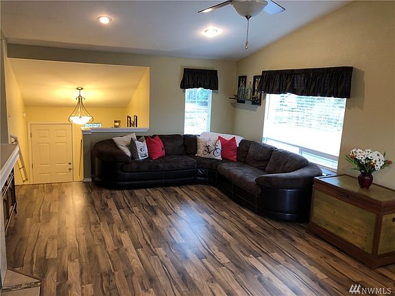 3rd image of 15638 91st Way SE