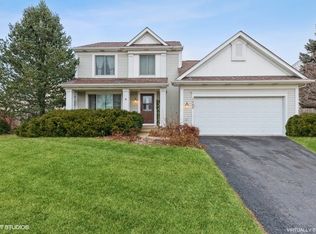 1445 Cheriton Cir, Grayslake, IL 60030