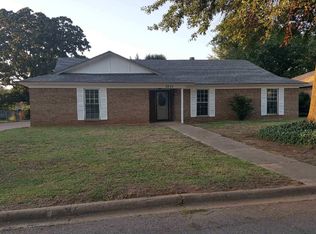 2635 Ridgeview Rd, Paris, TX 75460