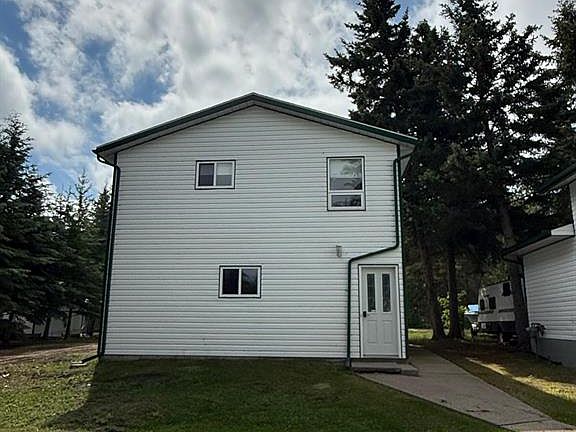 3rd image of 204 Walanne WAY
