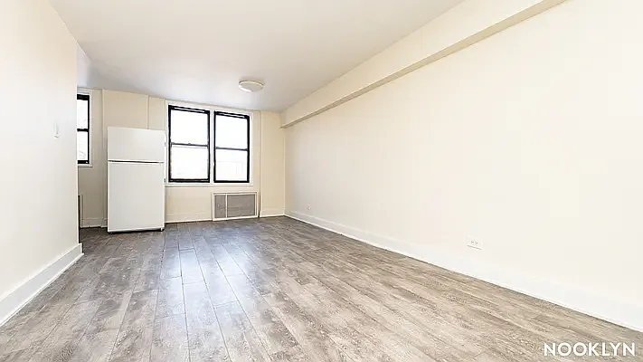132-25 Maple Ave #311A — Photo 1