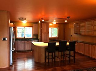 1353 M St, Anchorage, AK 99501