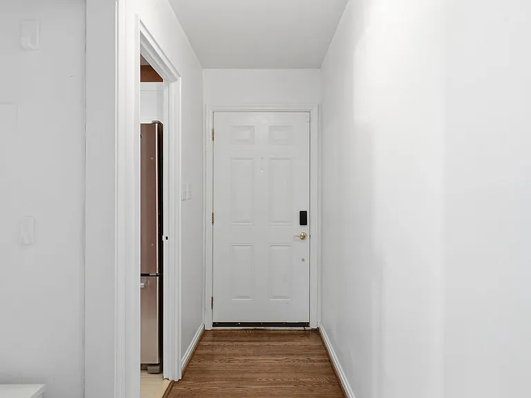 2940 Sycamore St — Photo 3