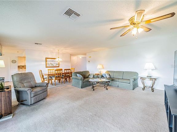 5th image of 1908 Wolf Laurel Dr