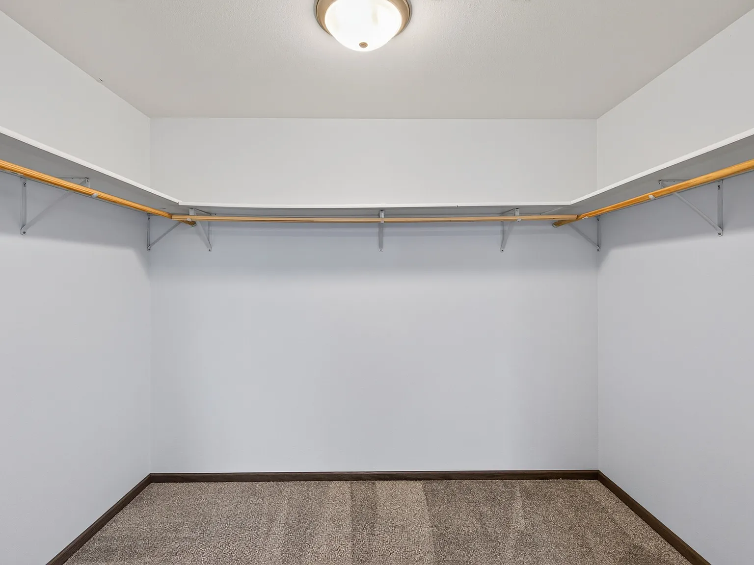 Pineview Townhomes — Photo 3