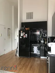 Rented by Rennit Inc.