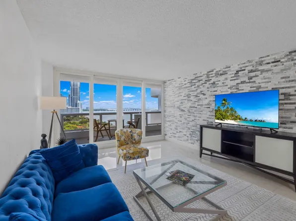 1717 N Bayshore Dr, Miami, FL