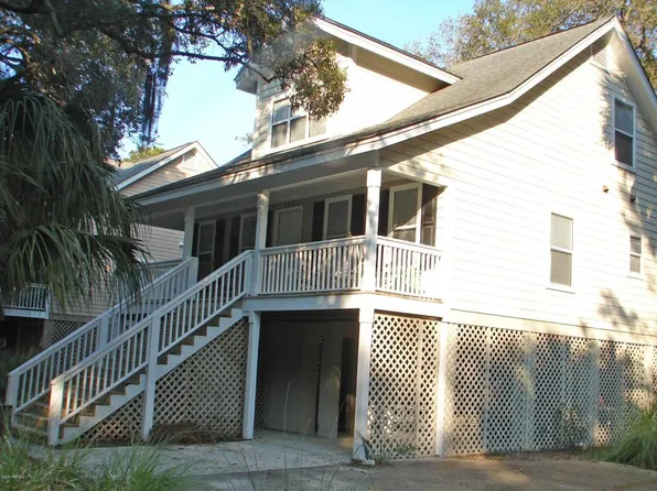 601 Porpoise Cir, Fripp Island, SC 29920