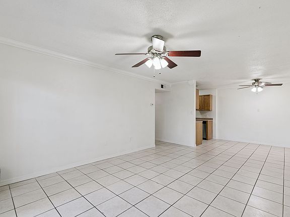 3rd image of 1695 Lee Rd APT B106