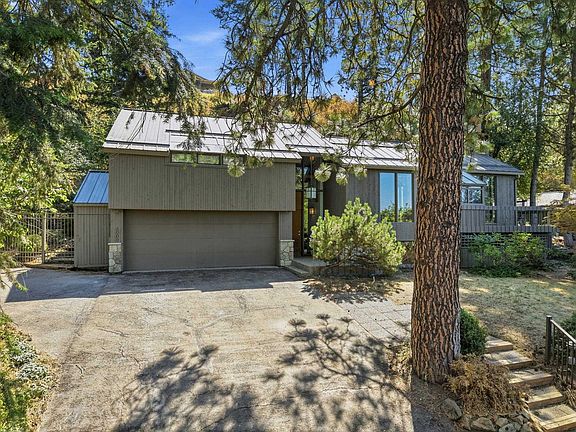 3rd image of 4908 E 50th Ave