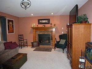 5th image of 38 Leonardo Dr