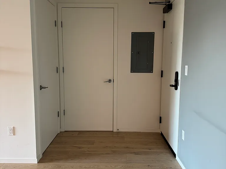 100 Duboce Ave #301 — Photo 2